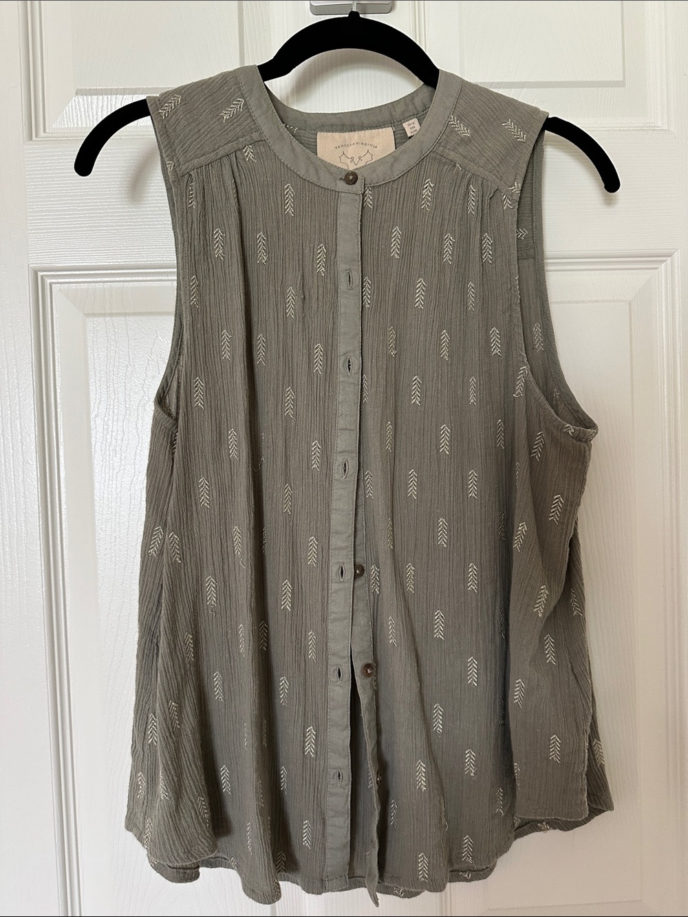 Anthropologie Olive Gray Sleeveless Button-Front Top